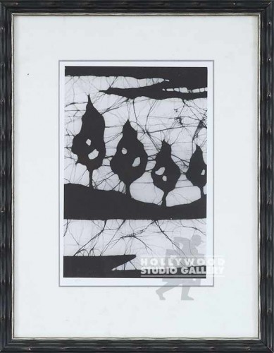 25X19 UTAY B/W BATIK-4 TREES/ WAVY