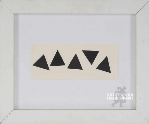 14x17B/W 5 Triangl Graffic JJ/White