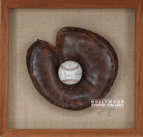 16X17x4" CATCHER`S MITT/BASEBALL/WOOD