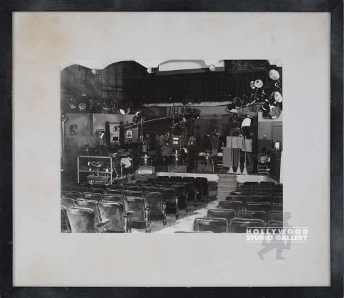 18x21 B/W TV Studio/Old