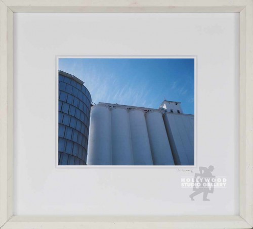 17X19 RICHARZ BLUE GRAIN SILOS/WHT