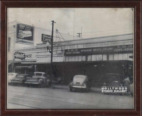 9X11 B/W PHOTO OF STORE FRONTS/WD