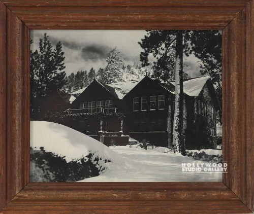 11x13 B/W Photo Of House