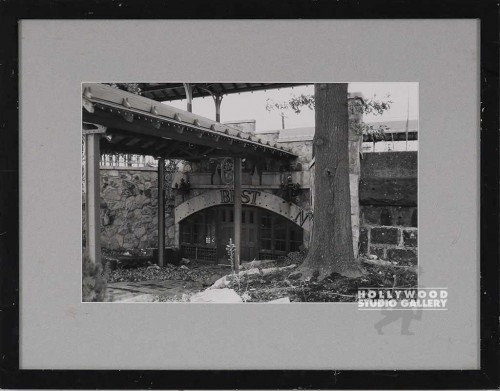 15x19 B/W Latrobe Archway