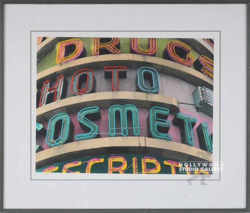 23X27 UTAY DRUGSTORE MULTI NEON/GRN