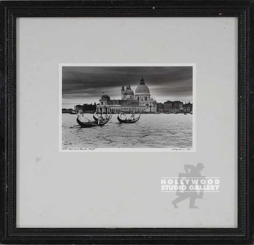 17X18 UHLFELDER B/W VEN.GONDOLAS