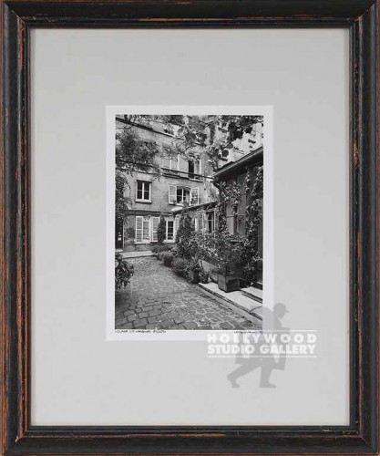 18X15 UHLFELDER B/W SHUTTERS-GARDEN