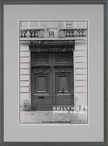 30X22 FOWLER B/W PARIS DOOR PHOTO