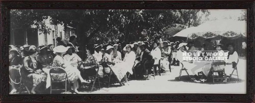10X24 B/W Ethnic Group Photo