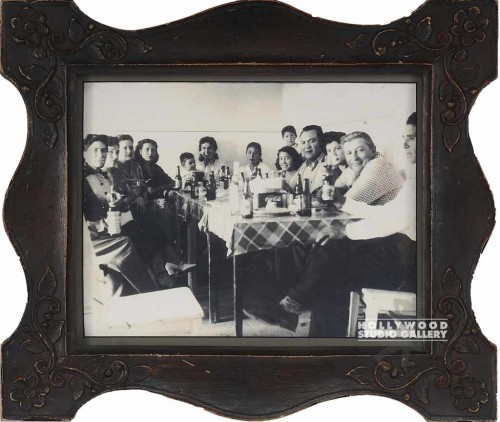 11x13 B/W GROUP PHOTO AT TABLE