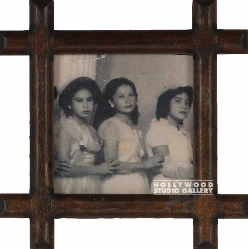 8X8 B/W PERIOD PHTO/CRISS CROSS FR