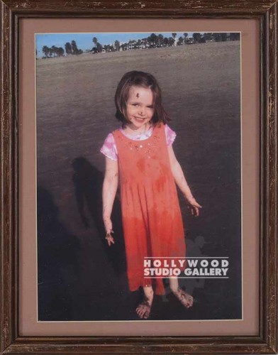 12X9PHOTO OF GIRL WITH SAND ON FACE
