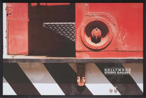 21X31 RF RED TRAIN DETAIL/ BLK FRM