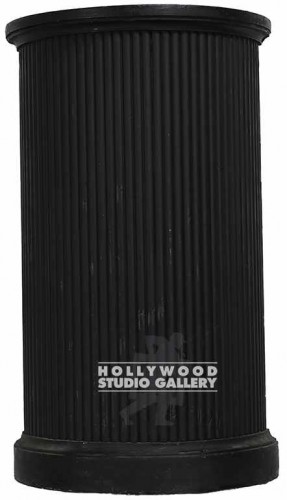 31X17X16 BLACK PEDESTAL