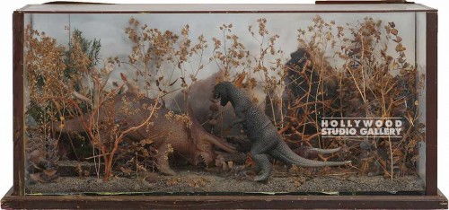 13x28.5x12 Fowler Diarama
