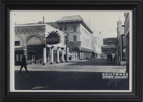 9X11B/W FOTO OF THEATER BLDG/BLK
