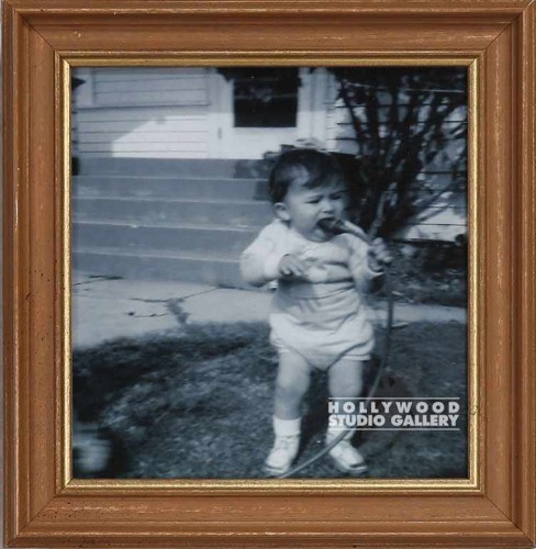 10x10 B W Lil Boy with Water Hose