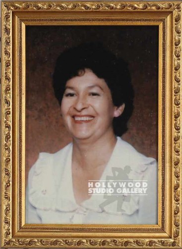 12x9 Clr Carmen Mom