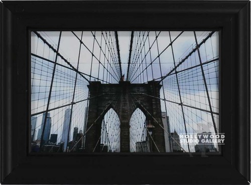 8x10Smitty NYC Bridge Desktop Black