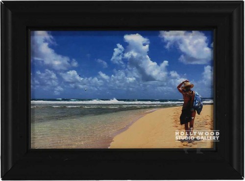 7X10 TABLETOP SMITTY-WOMAN-BEACH