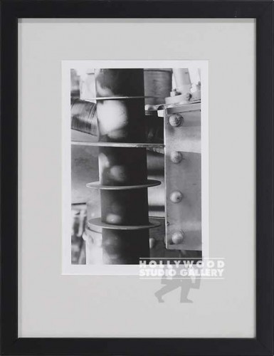 15X11 UTAY/B/W/INDUSTRIAL DETAIL