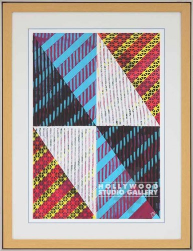 35X27 NGO GEOM.TRIANGLES/LT WD-MTL