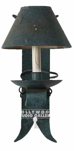 15x5x9 Green Wall Sconce w Shade
