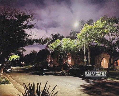 16x20 CITY HOUSING SCENE PHOTO CNVS