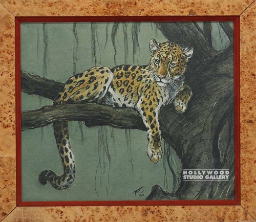 25x29 LEOPARD IN TREE/BURL FRM
