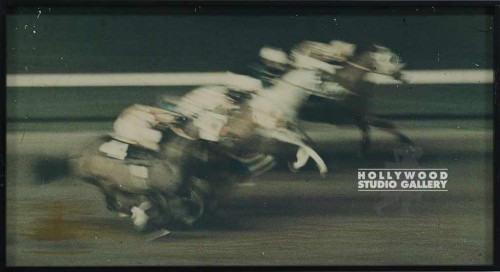 10x18 HORSE RACE PHOTOGRAPH
