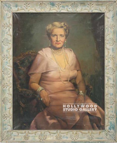 46x39 (Manly) Matron Portrait Cnvs