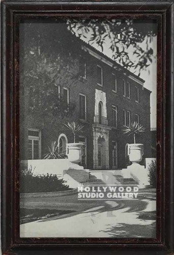 29x20 FRAMED B/W COLLEGE CAMPUS