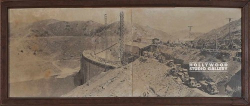 12x27 B W-BUILDING OF A DAM