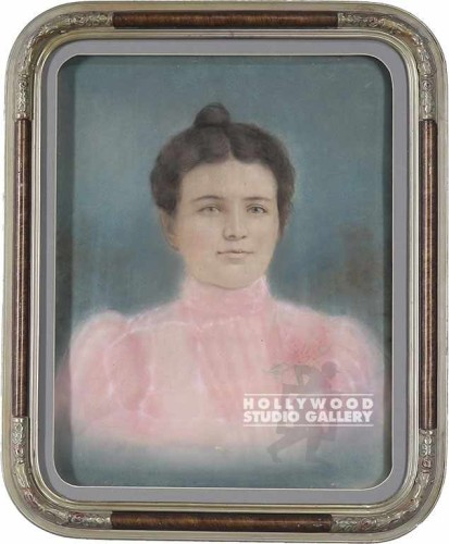 23X19 VICTORIAN LADY-PINK DRESS