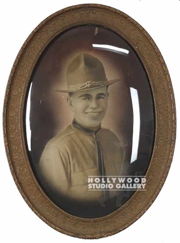 23X17 OVAL FRAME MILITARY MAN