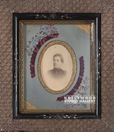 15X13 VICTORIAN FEMALE PORTRAIT