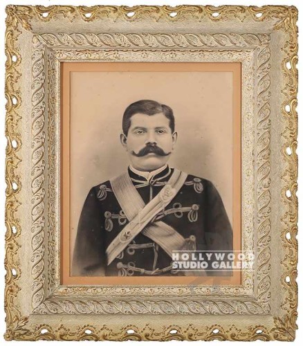 33x28 Antique Male Port. Ornate