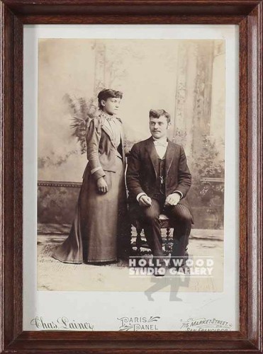 11X8 B W VICTORIAN COUPLE