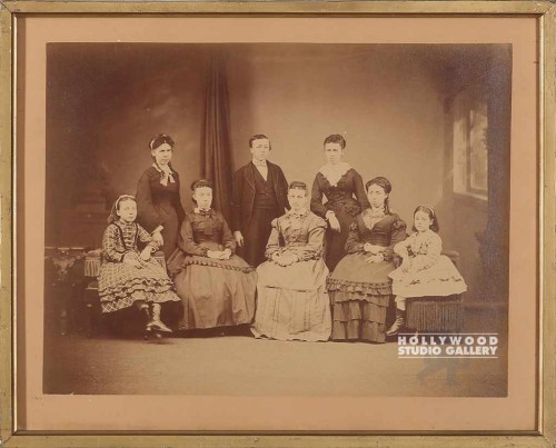13x16 Vintage Family Portrait Gold