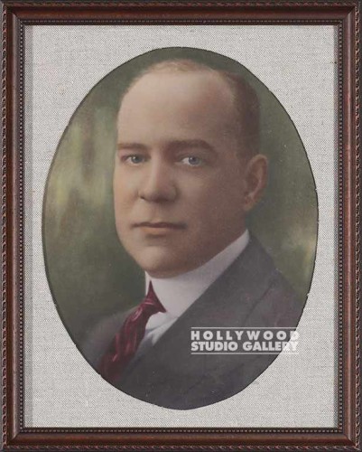 14x11 VINTAGE MALE OVAL PORTRAIT