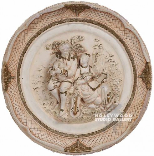 15" DIA. VICTORIAN PLATE
