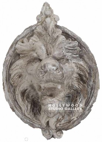 Plaster Lion`s Head/Relief