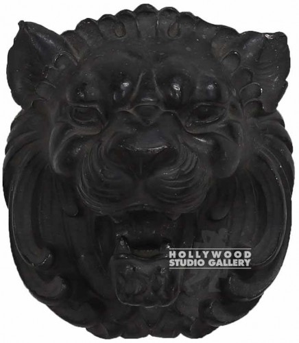 8x7 Plaster Lion`s Head