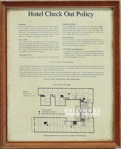 10X13 HOTEL CHECK OUT POLICY