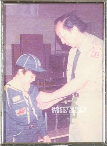 TABLETOP 7X5 COLOR CUB SCOUT FAUSTO
