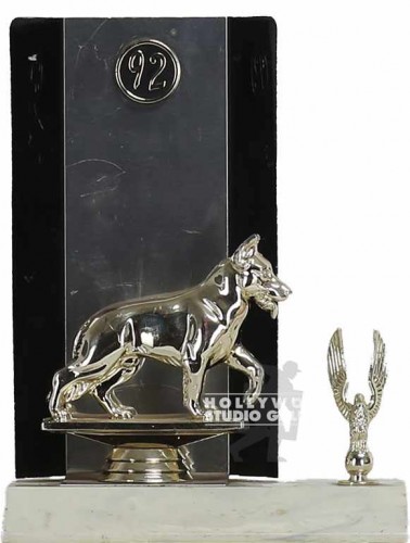 9" DOG TROPHY 92