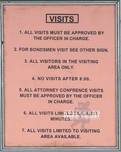 8X10 VISITS/SIGN