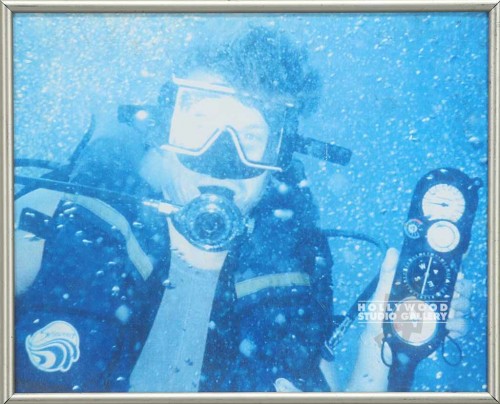 11X13 SCUBA DIVING GUY/COLOR/PHOTO