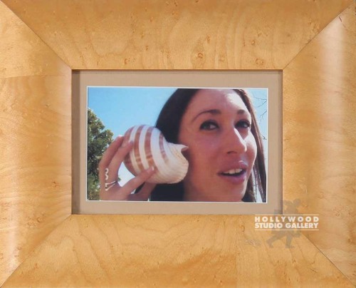 9X11 TABLETOP WOMAN W SEASHELL