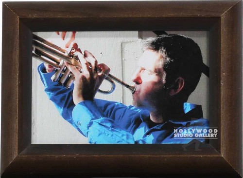 SBW5X7BLUE SHIRT ROGER W/TRUMPET/JJ